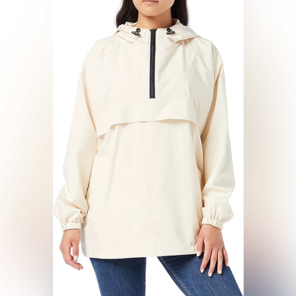 Woman’s Core 10 lightweight jacket